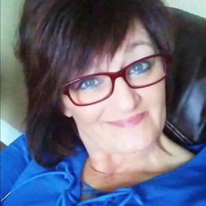 Meet your Posher, Janet